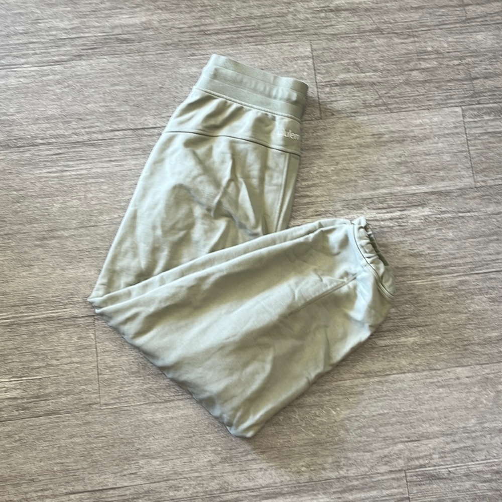 lululemon sweatpants